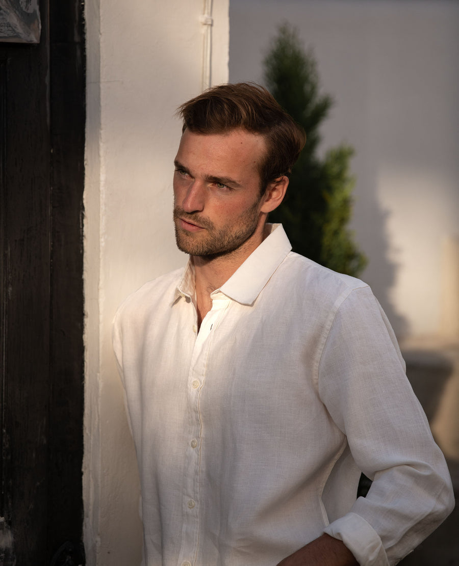 model in a sustainable hemp shirt